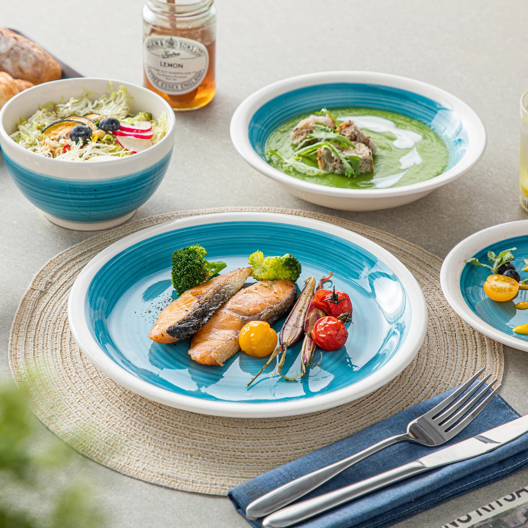 VANCASSO ORI 16/32 Piece  Stoneware Tableware Set with Dinner/Dessert Plate Cereal/Pasta Bowl  for 4/8 person 4 color Optional