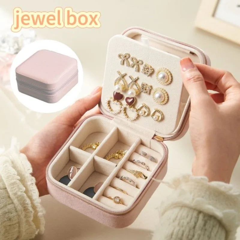 Portable Mini Jewelry Storage Box Travel Organizer Jewelry Case Leather Storage Earrings Necklace Ring Jewelry Organizer Display