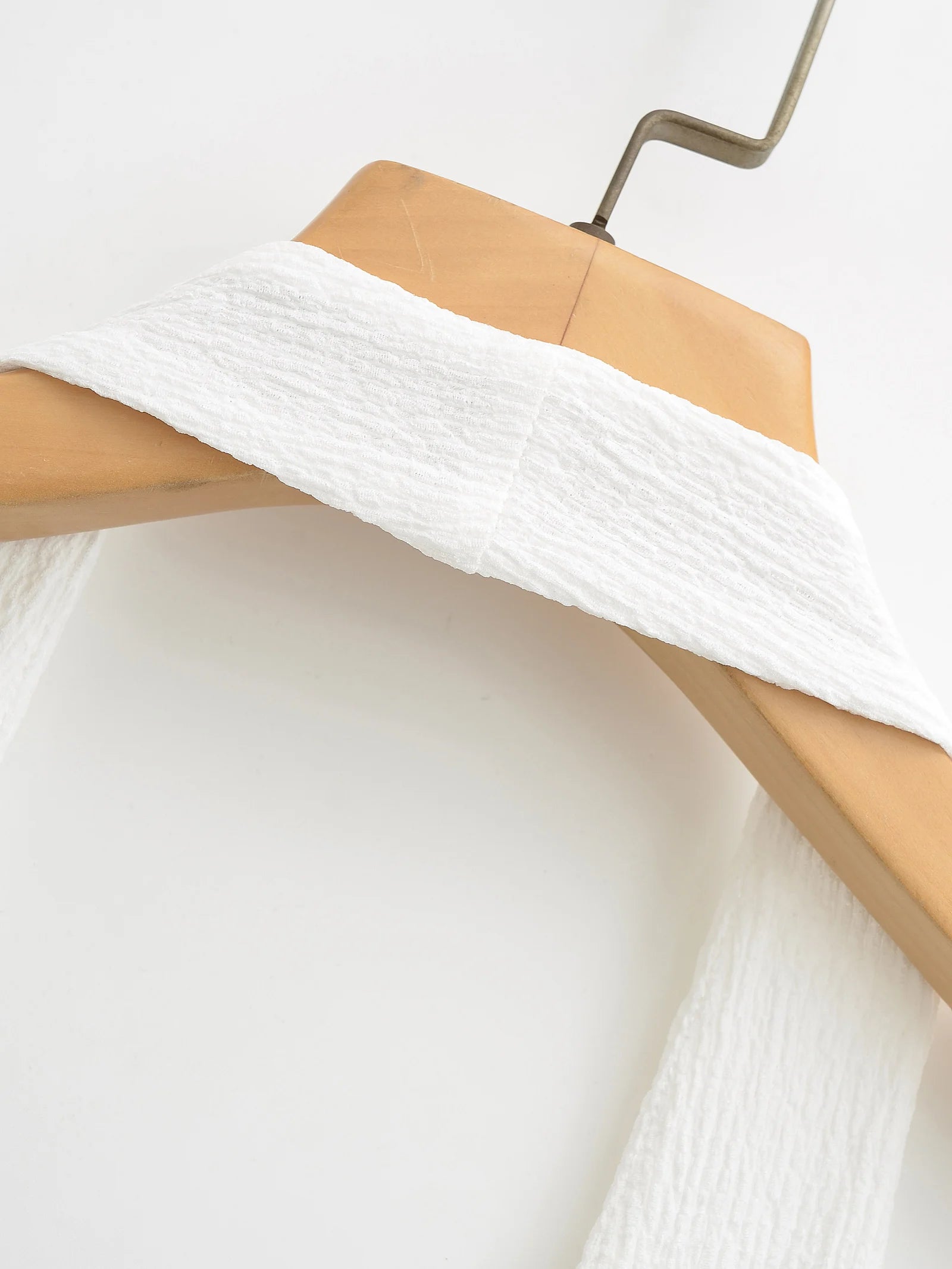 HH Women Vintage Solid Halter Vest Hem Ruffled Lady Sexy Backless Sleeveless V Neck Tops Summer Thin Casual Holiday Chic Top