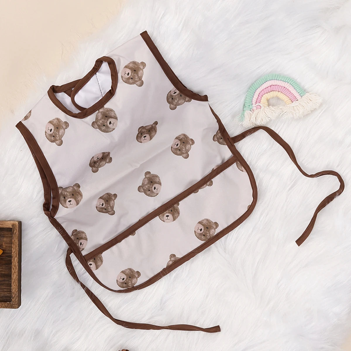 Elinfant waterproof magic tape baby feeding bibs, multifunctional breathable baby saliva towel burp cloth