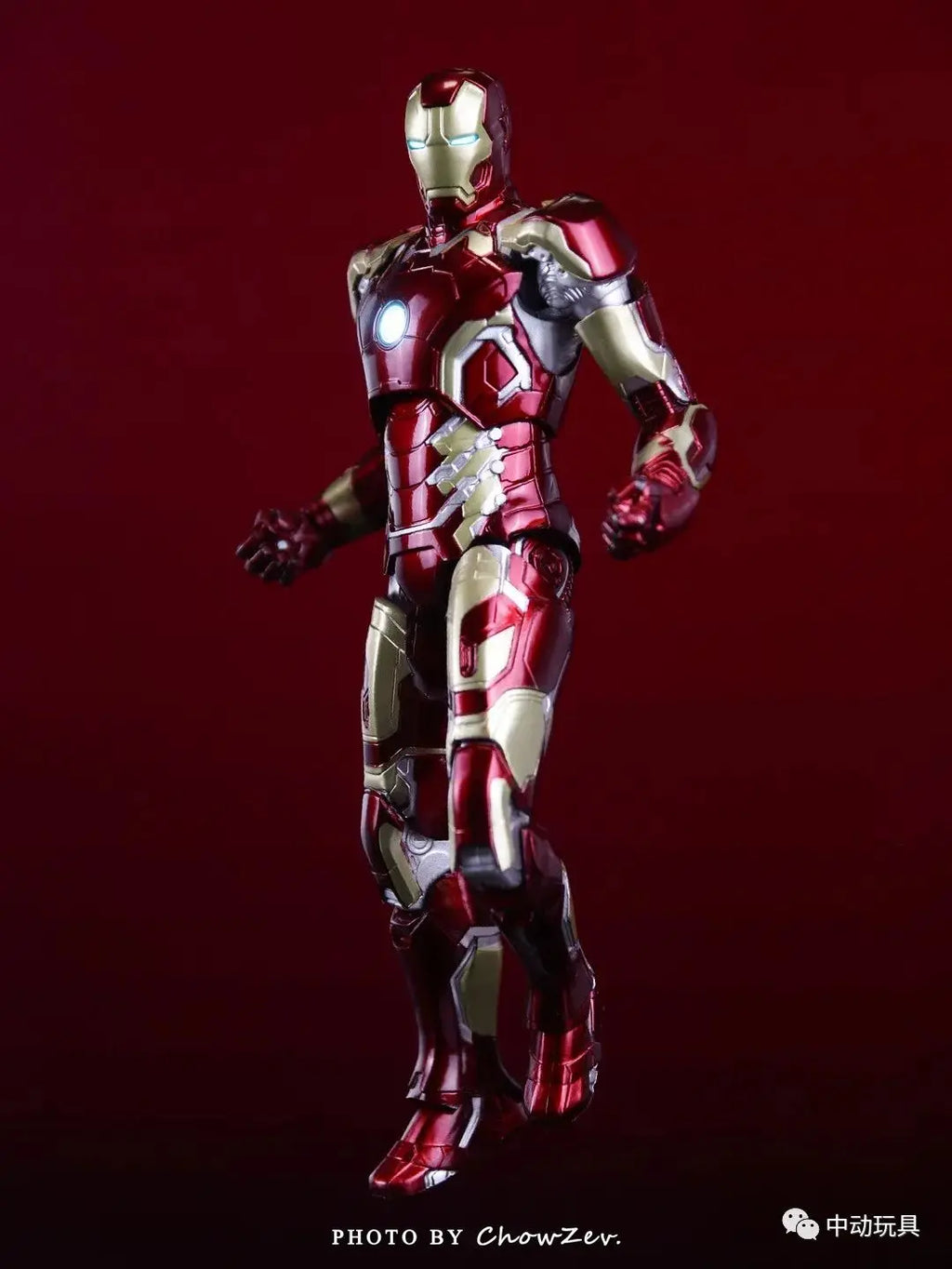 ZD Toys LED Light Iron Man MK1 MK2 MK3 MK4 MK5 MK6 MK7 MK43 MK50 7" Movie Action Figure Tony Stark Legends Toys