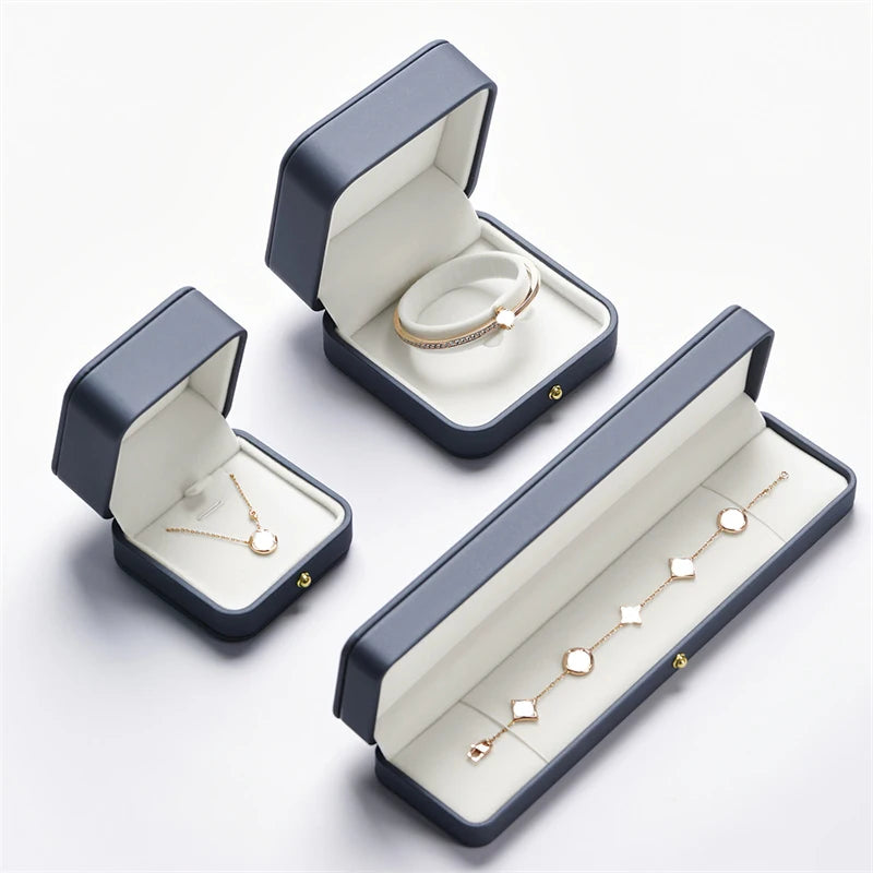 Oirlv Leather Jewelry Ring Box Jewelry Organizer Necklace Pendant Bracelet Long Chain Storage Box Packaging Gift Box for Wedding