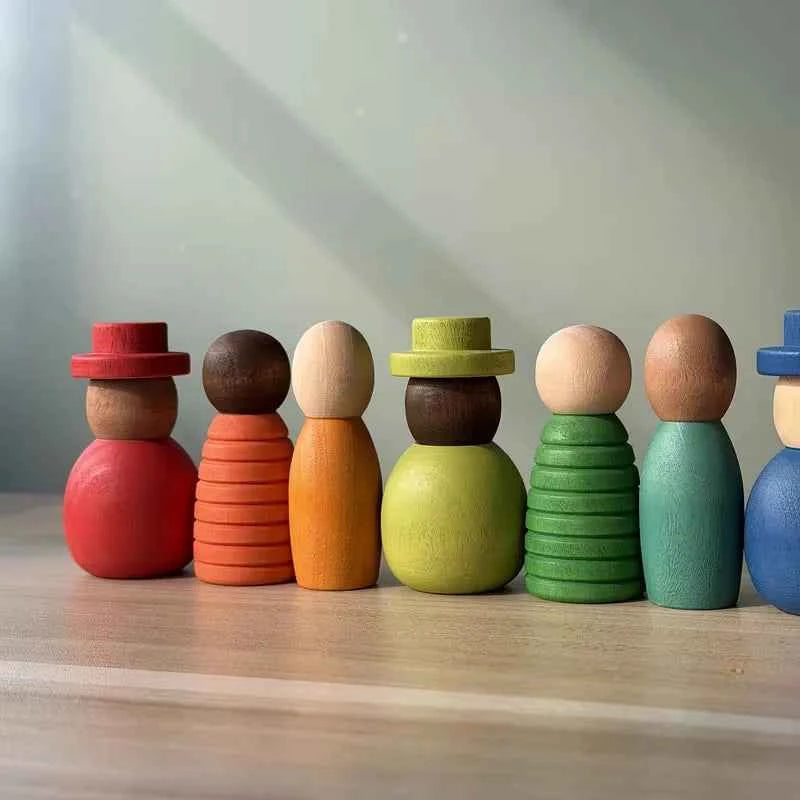 A set of colorful figurine ornaments, model house accessories, suitable for decoration in rooms or living rooms.