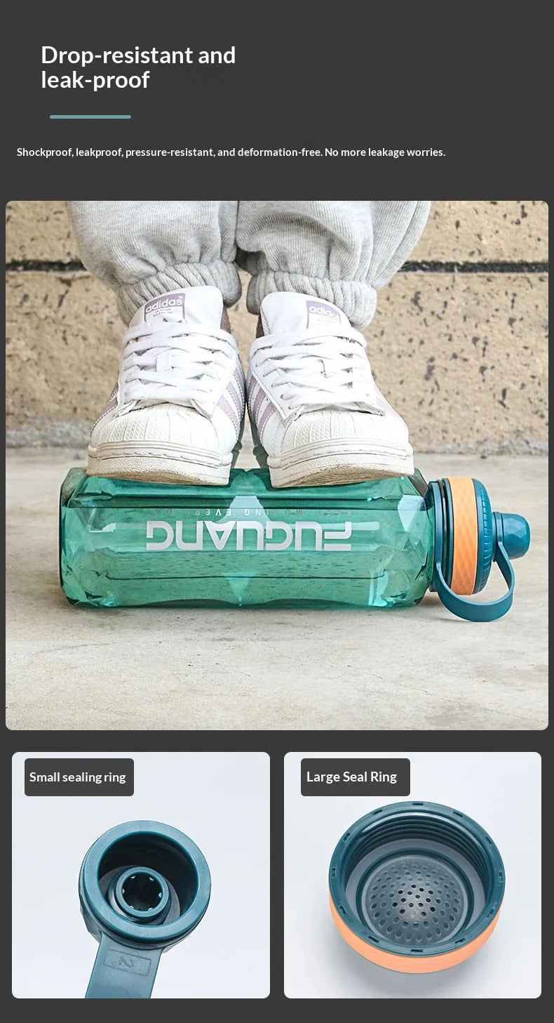 Large-capacity Sports Water Bottle Made of PC Material with Leak-proof Design Suitable for Use in Fitness Venues and Outdoors