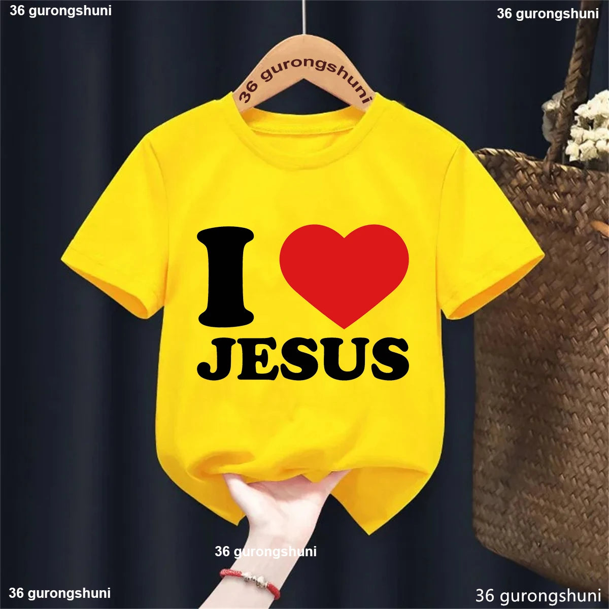 Newest Jesus Love Me Graphic Printed Tshirt Girls/Boys Cool 2-13 Years Kids Clothes Summer Fashion Short Sleeve T-Shirt Tops