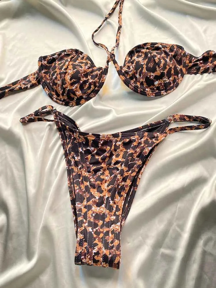 ZRTAK Leopard Swimwear Sexy Bikinis Patchwork Swimsuit Women 2025 Bathing Suit Print Bikini Sets Solid Beachwear Cup