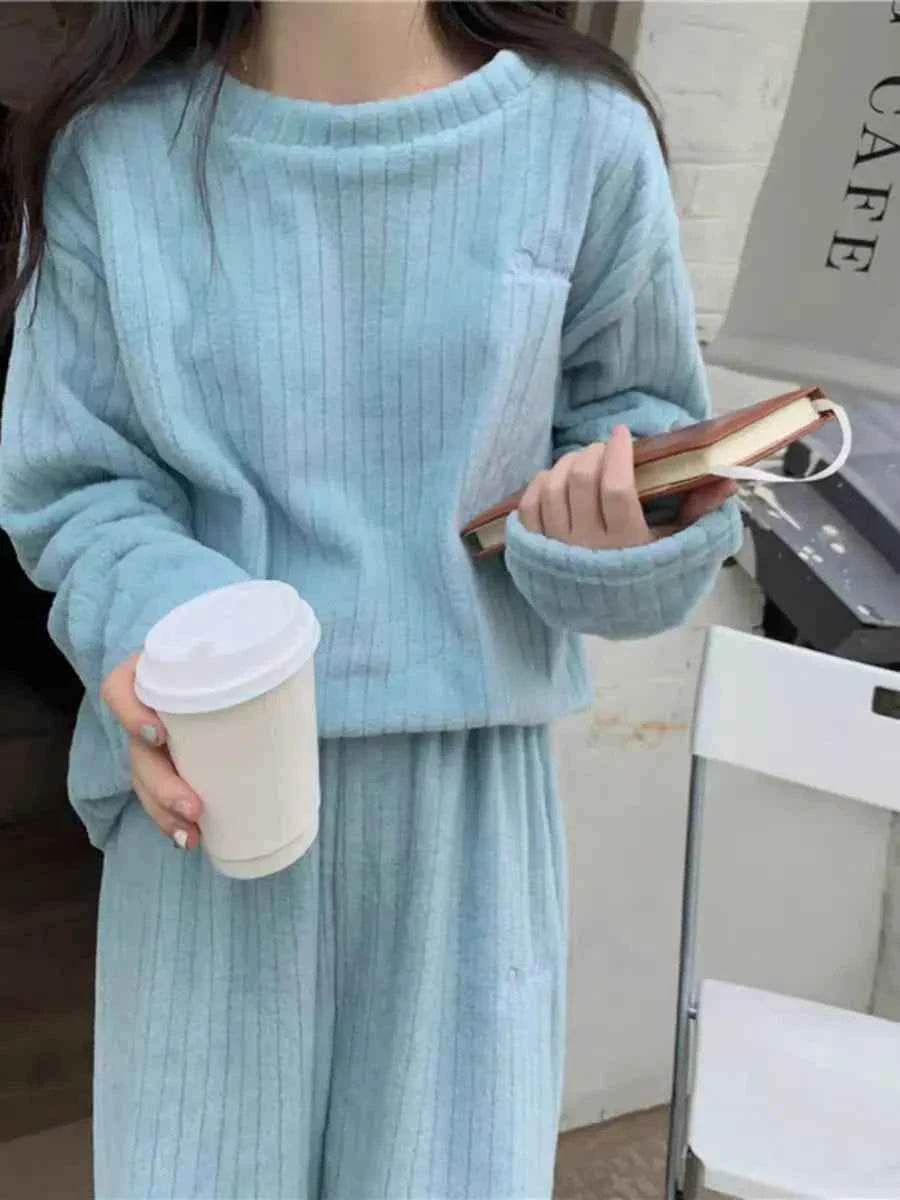 Winter Flannel Two-piece Loose Casual New O-neck Striped Coral Fleece Top Elastic Waist Pants sets Women's Pajamas Set Sleepwear