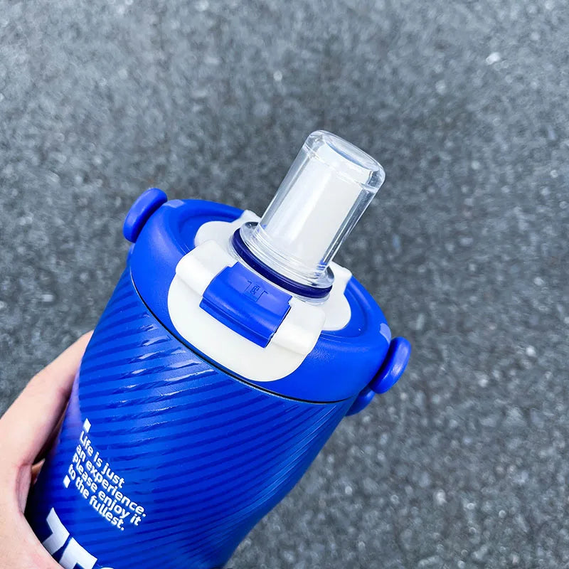 1pc Minimalist Sports-Style Insulated Water Bottle with Straw, 600ML with Handle, Lid Supporting Both Straw & Direct Drinking