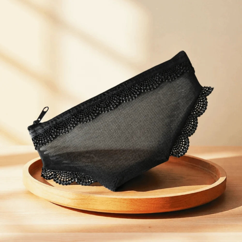 New Briefs Shape Cosmetic Bag Mesh Lace Heart Makeup Storage Pouch Y2K Transparent Toiletry Bag Storage for Travel