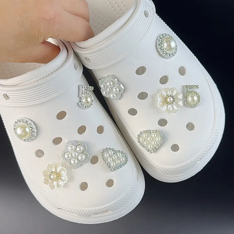 10PCS Fashion Shoe Charms Set Accessories Hole Shoe Buckle Summer Pearl Rhinestone Flower DIY Shoes Decorations for Sandals