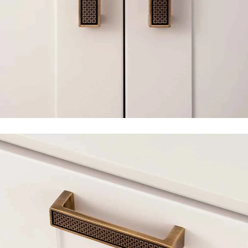 Santaya Antique Brass Handle Luxury Bronze Pull Kitchen Cabinet Handle Wardrobe Drawer Knob