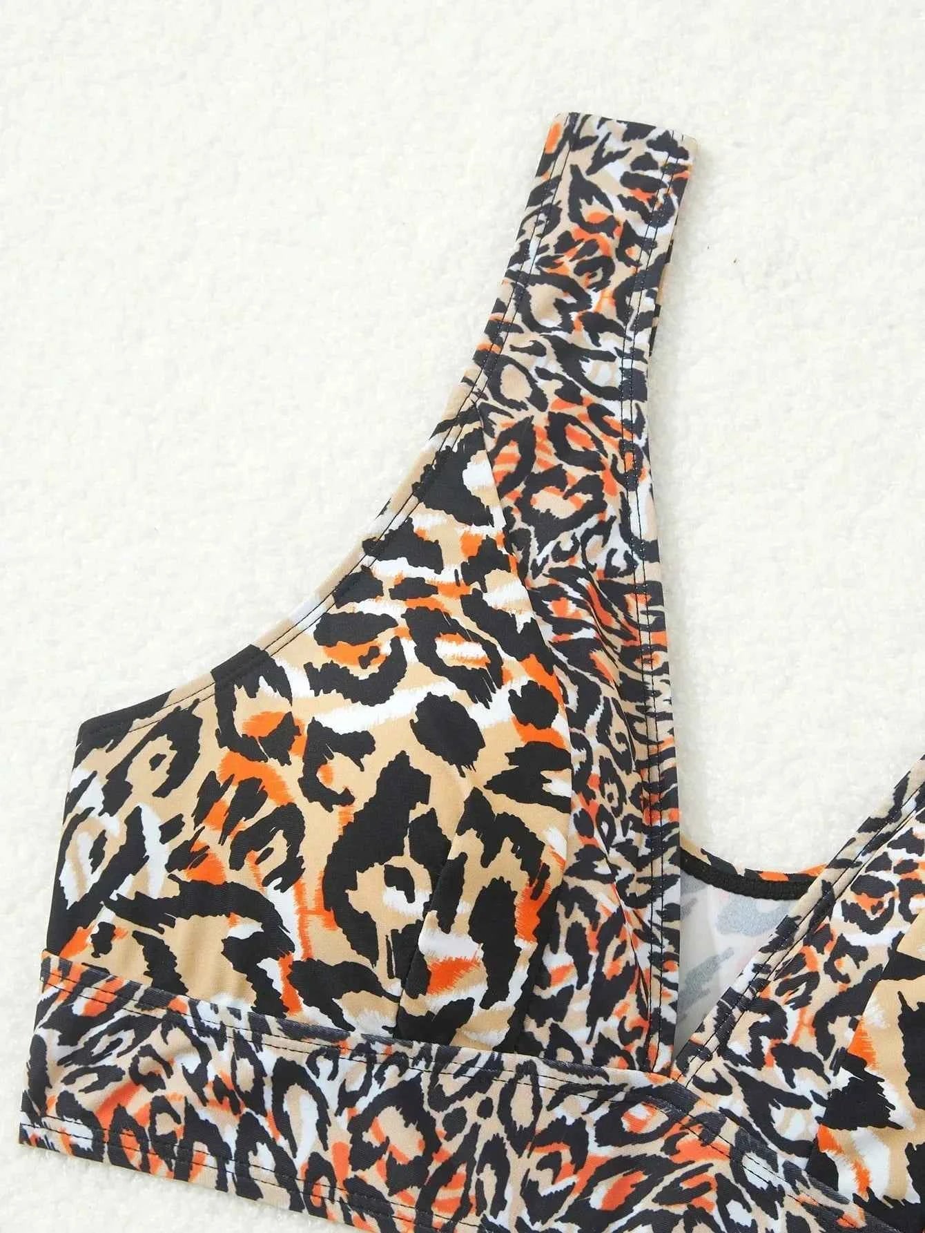 Sexy Fashionable Leopard Print Bikini Swimsuit Women's Two-Piece Swimsuit Cross-Border New Arrival 2025 Elegant Swimwear
