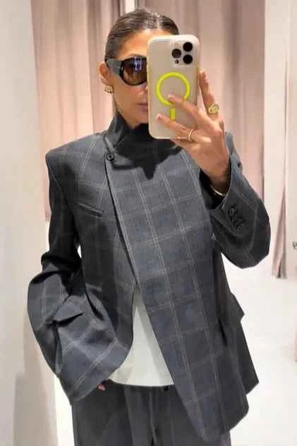 Irregular Plaid Blazer Jacket Women Fashion Stand Collar Full Sleeve Split Loose Short Jackets 2025 Lady Daily Commute Outwear