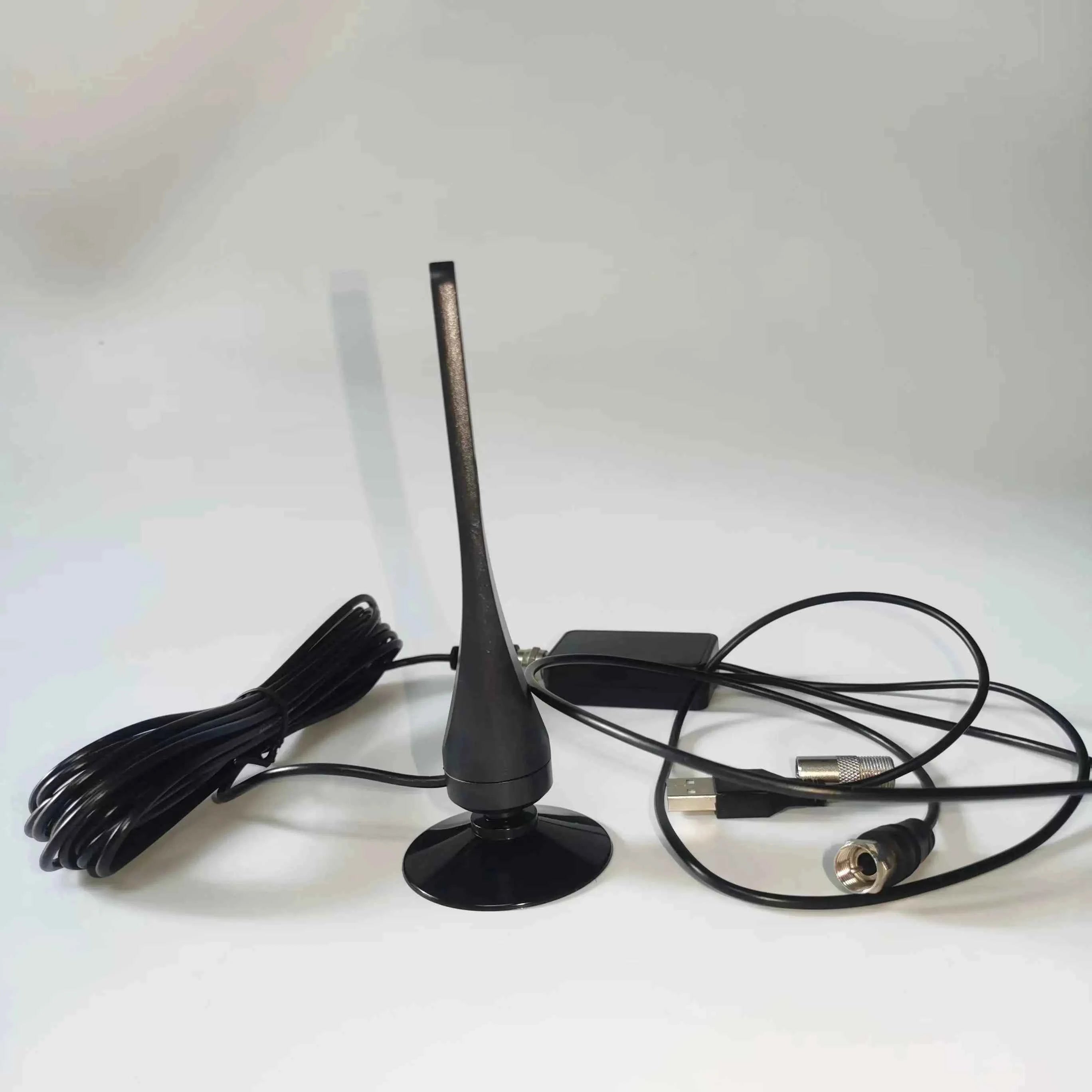 4K New Digital Tv Antenna Receiver Indoor and Outdoor High-Definition Digital Terrestrial Wave Hdtv Tv Antenna Supports Multiple National Tv Standards