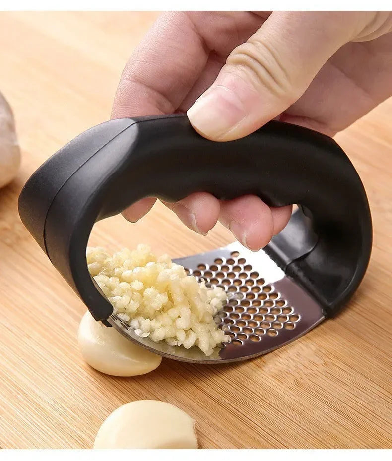 Upgraded Stainless Steel Garlic Press Squeezer Manual Garlic Ginger Rocker Crusher Garlic Cutting Mince Tools Kitchen Gadgets