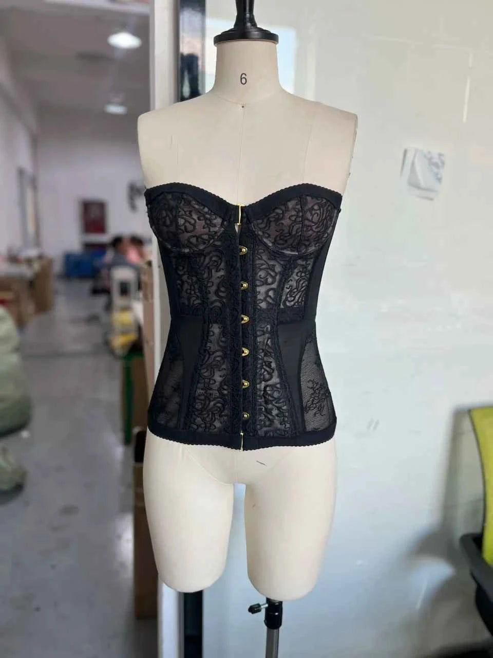 Spicy Girl Sexy Tight Corset Lace Hollow Sleeveless Strapless Top 2025 Summer Fashion Women Street Trendy Vest