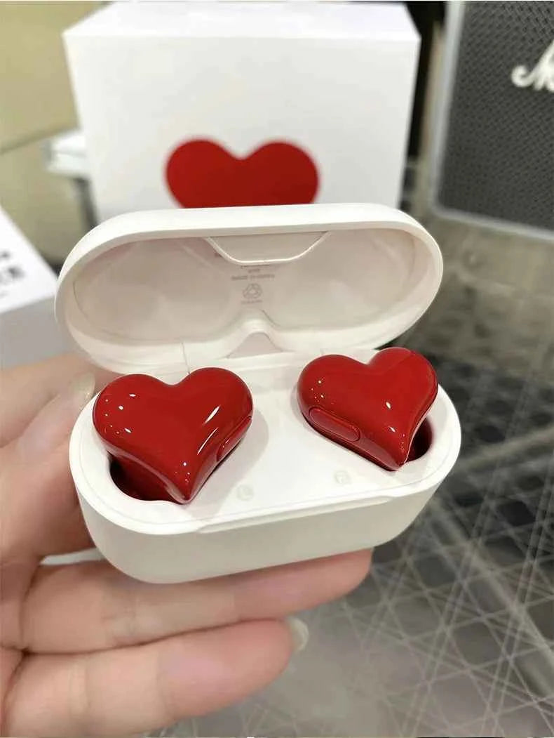 Heart Buds TWS Earbuds for Girls Pink Bluetooth 5.1 20H Playtime with Charging Case Lightweight Gift for Women Gaming Students