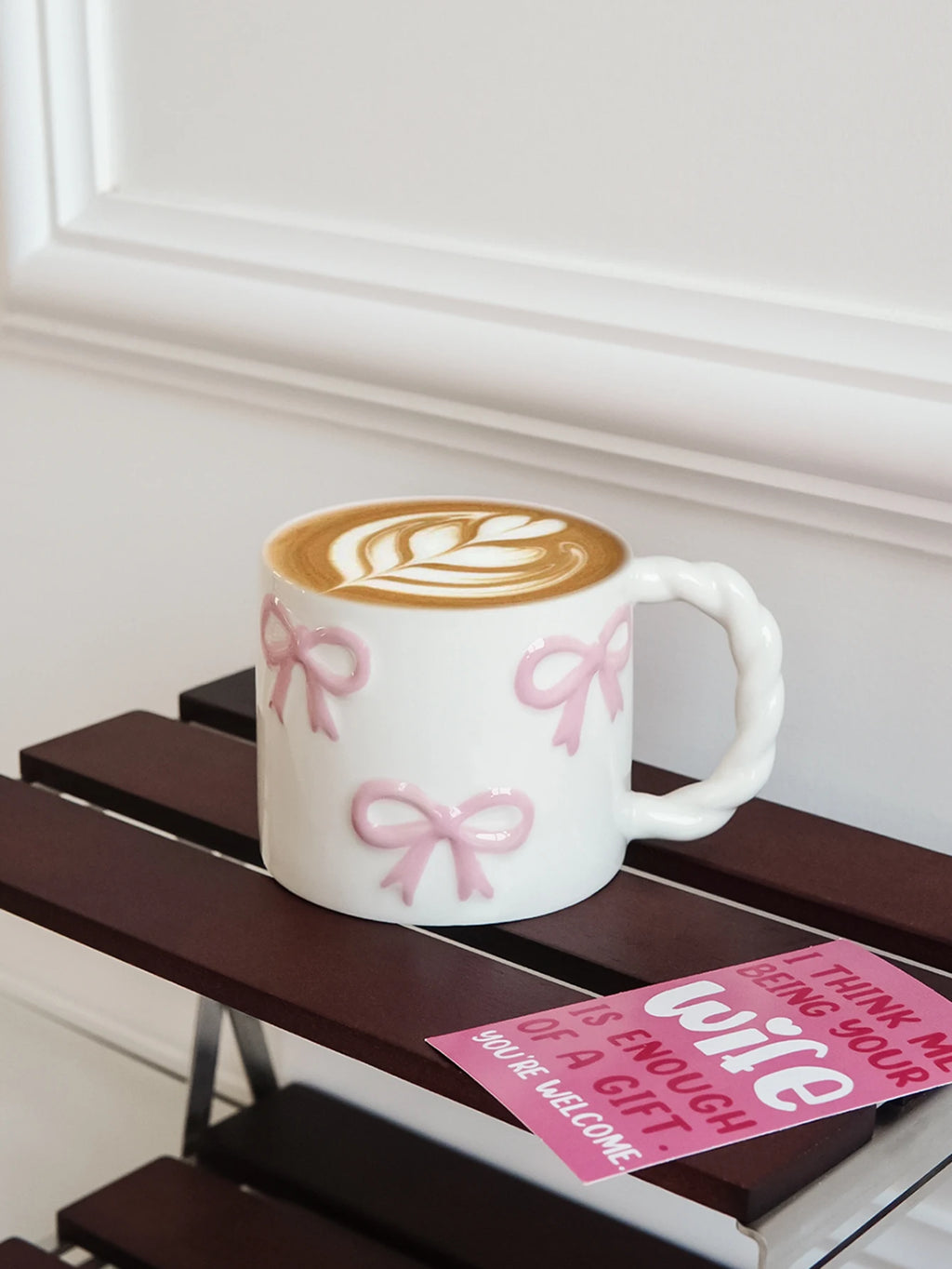 1Pc 13.4oz Pink Ceramic Mug with Bowknot, Ceramic Cup with Twisted Handle, Exquisite and Simple Pink Embossed Cup, Suitable for Latte Art in Coffee Shops, Home Decor Drinkware, Drinking Cup for Kitchen, Living Room, Bedroom,