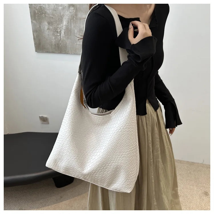 Women's Retro Artificial Leather Woven Pattern Shoulder Bag,Large Capacity Tote Bag,Casual Armpit Bag, Large Tote Bag,Daily Work