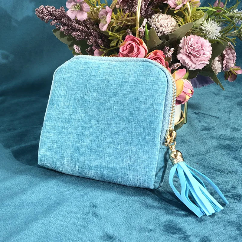 1PC Luxurious jewelry organizer – zipper closure, tassel charm and soft fabric lining | Compact bracelet travel case