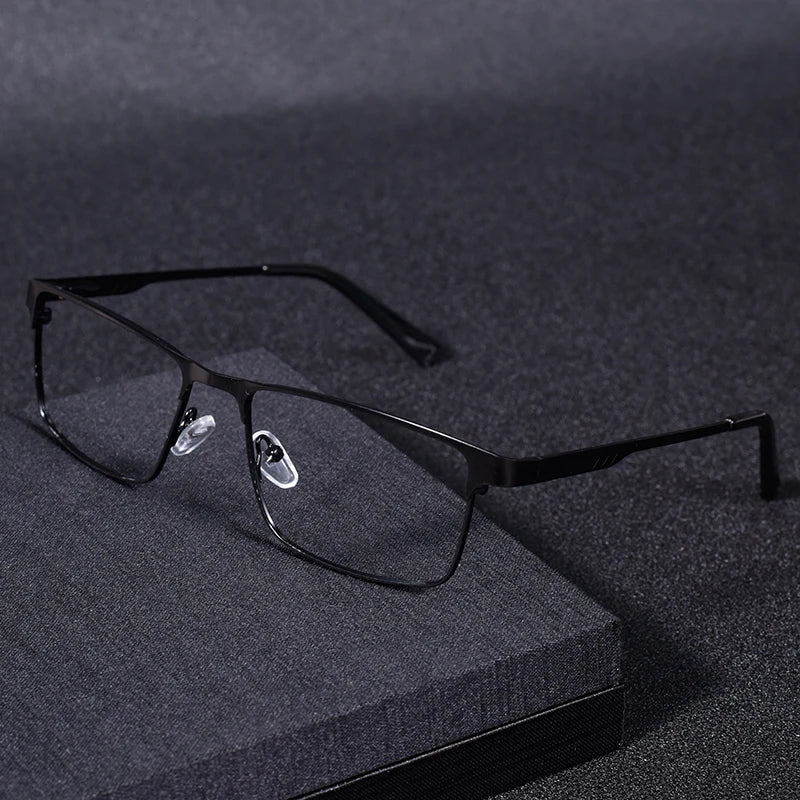 High Quality Stainless steel Reading Glasses Men Women Fashion Presbyopic Eyeglasses Business Hyperopia Anti Blue Light Eyewear1