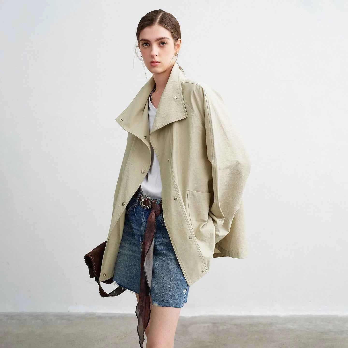 TOYOUTH Women's 2026 Spring New Loose Stand-Collar Utility-Style Lightweight Jacket Coat with Slub Wrinkle Texture