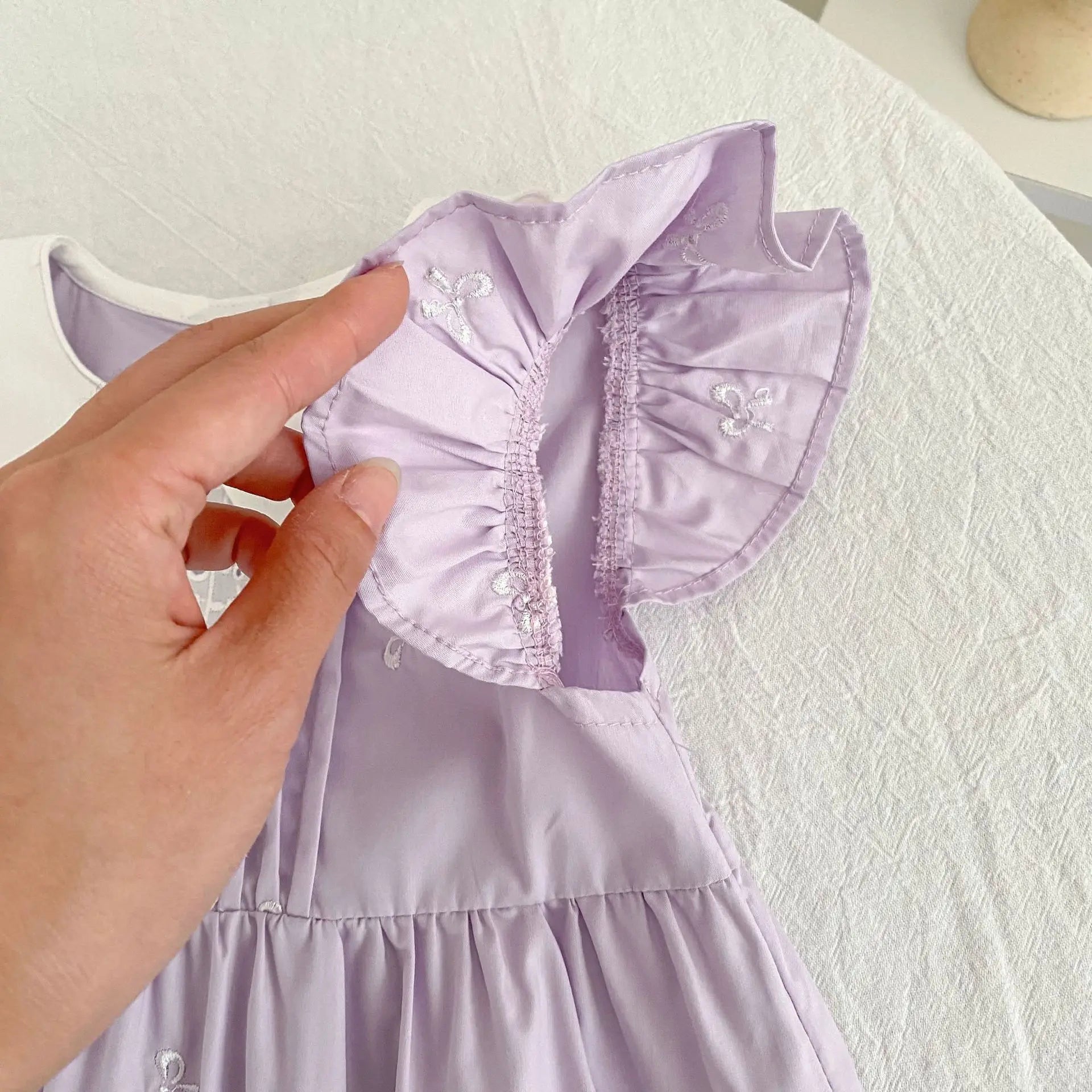 2026 New Summer Sister Clothing 2-6Yrs Kids Princess Flutter Sleeved Dresses Cotton Embroidery Baby Birthday Party Dress