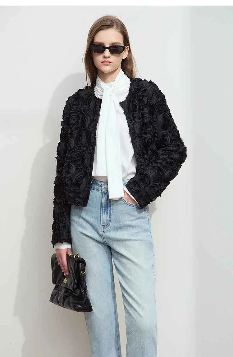 AMII Minimalism Short Jacket Women 2025 Autumn New Elegant Romantic Stereoscopic Flower O-Neck Hook Button Outwear Coat 12521066