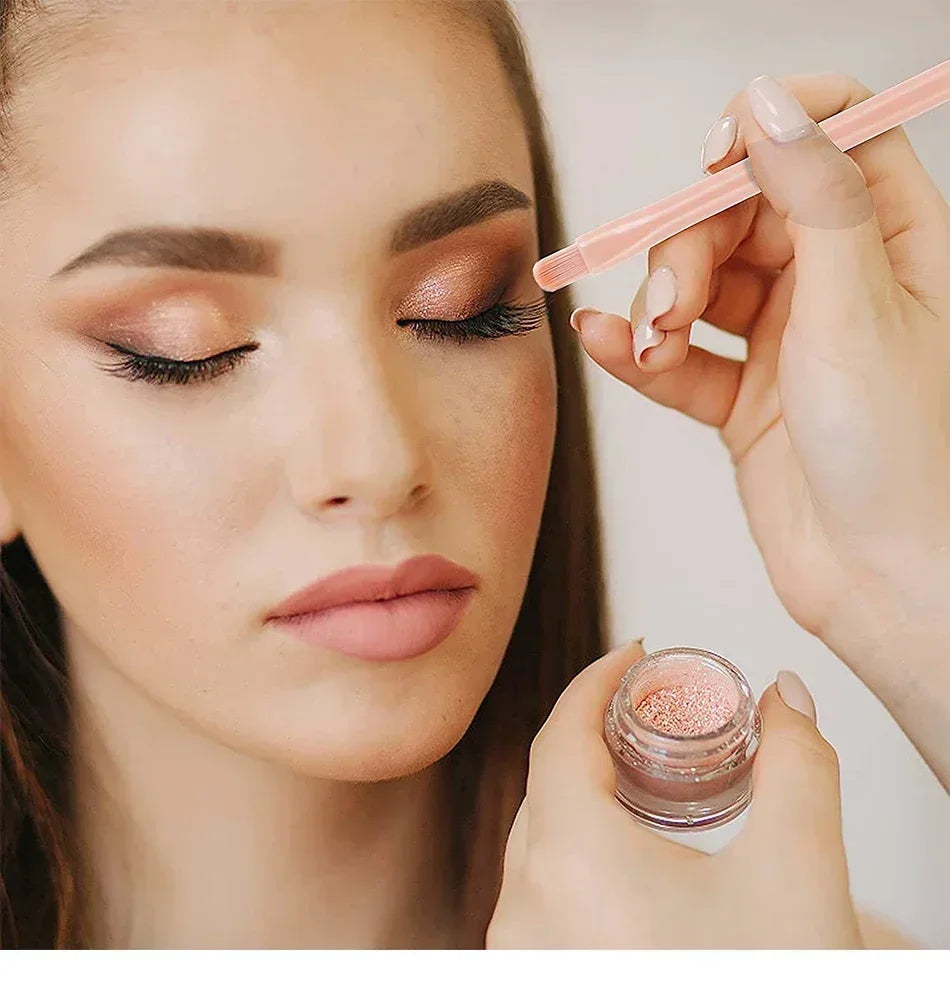4in1 Makeup Brushes Set, Retractable Blush Brush + 3 Small Eyeshadow Brushes, Compact Portable for On-the-Go Touch-Up