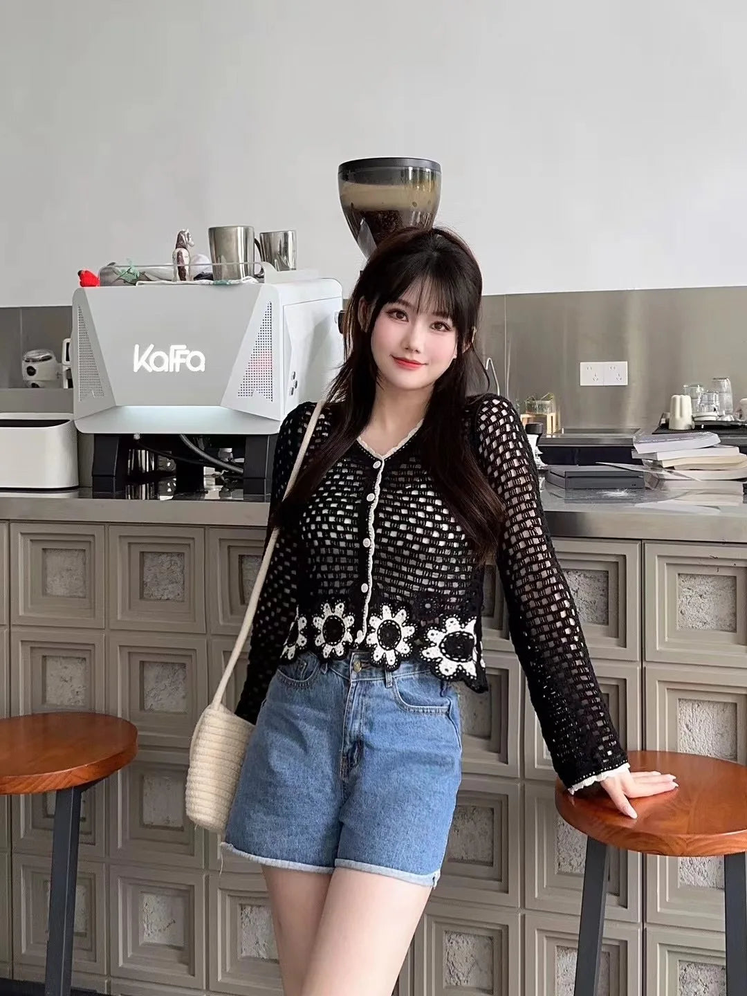 Floral Crochet Top Long Sleeve Sheer Open Knit Button Up Crop Blouse Women Teengirl Spring Summer Fairycore Boho Vacation Outfit