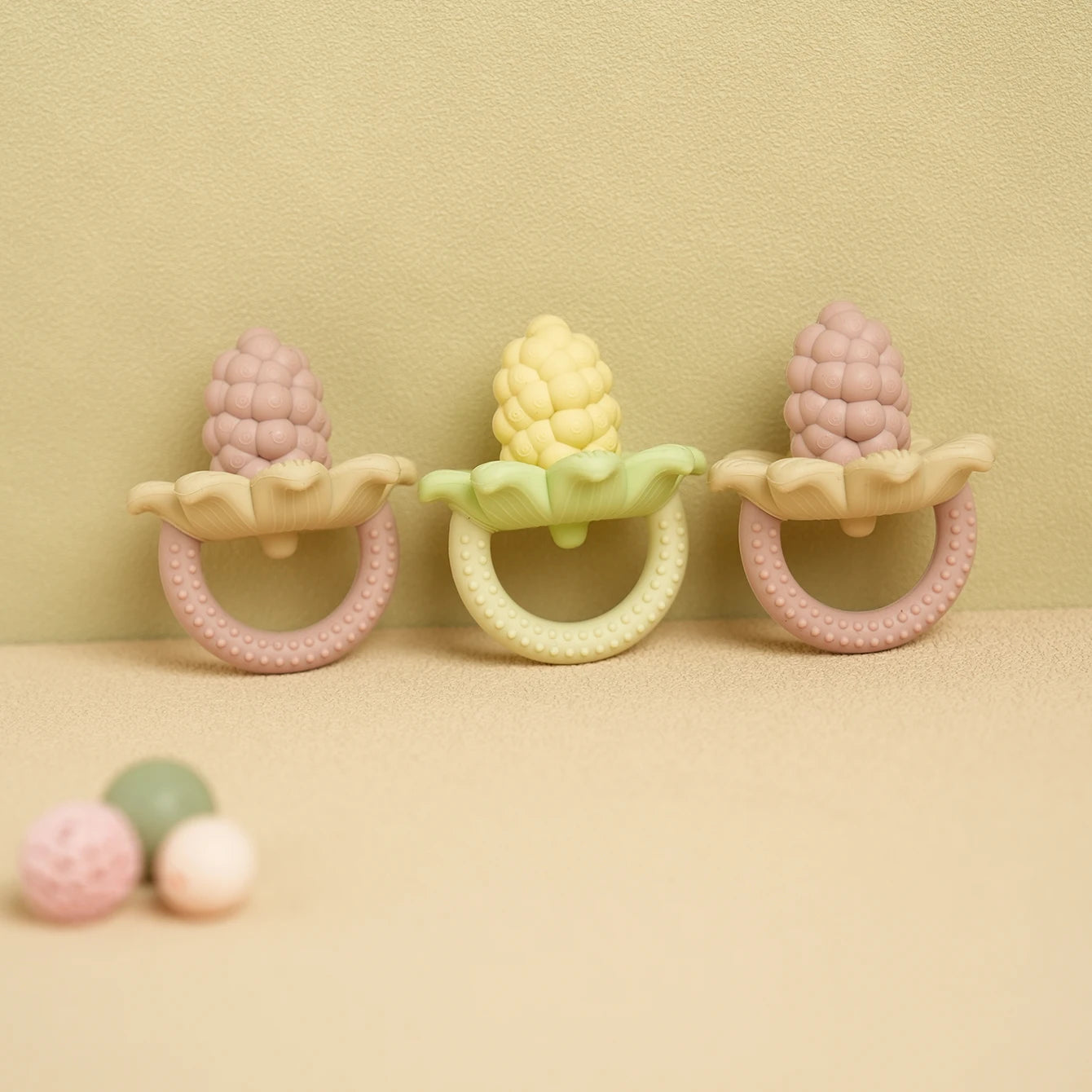 1PCS Silicone Baby Teething Toys Flower Grape Baby Toys Soft Baby Teether Toys Chewing Training Baby Products Baby Accessories