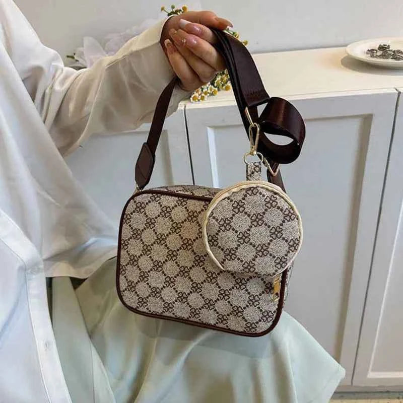 Vintage Pattern Crossbody Bags for Women Shoulder Shell Bag Trend Small Purse and Handbag Luxury Designer Female Square Bag