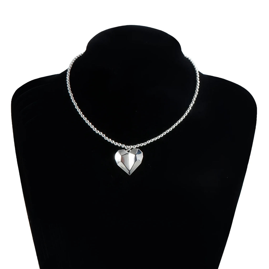 Y2K Heart Beaded Necklace Women Boho Crystal Class Gravel Clavicle Chain Cool Y2K Choker Exquisite Fashion Jewelry