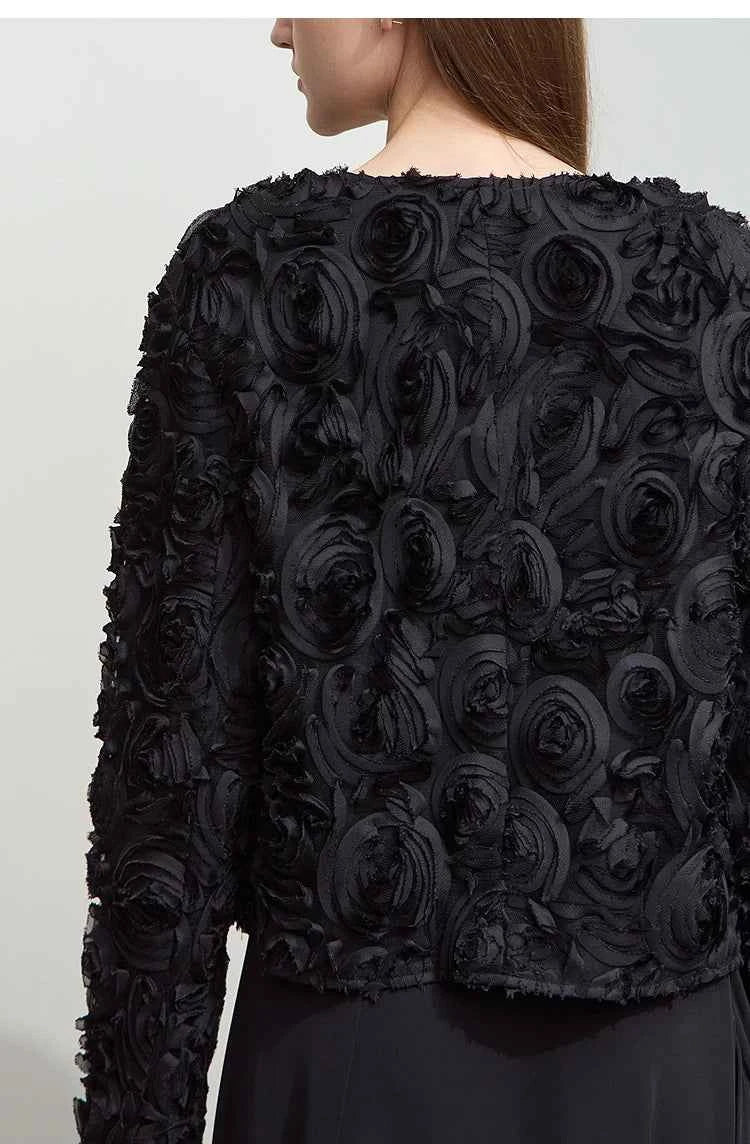 AMII Minimalism Short Jacket Women 2025 Autumn New Elegant Romantic Stereoscopic Flower O-Neck Hook Button Outwear Coat 12521066