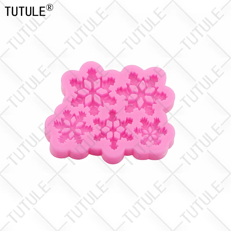 DIY Christmas Snowflakes Keychain Earrings Silicone Mold Snowflake Clay epoxy resin Accessories Moulds cake Chocolate Molds
