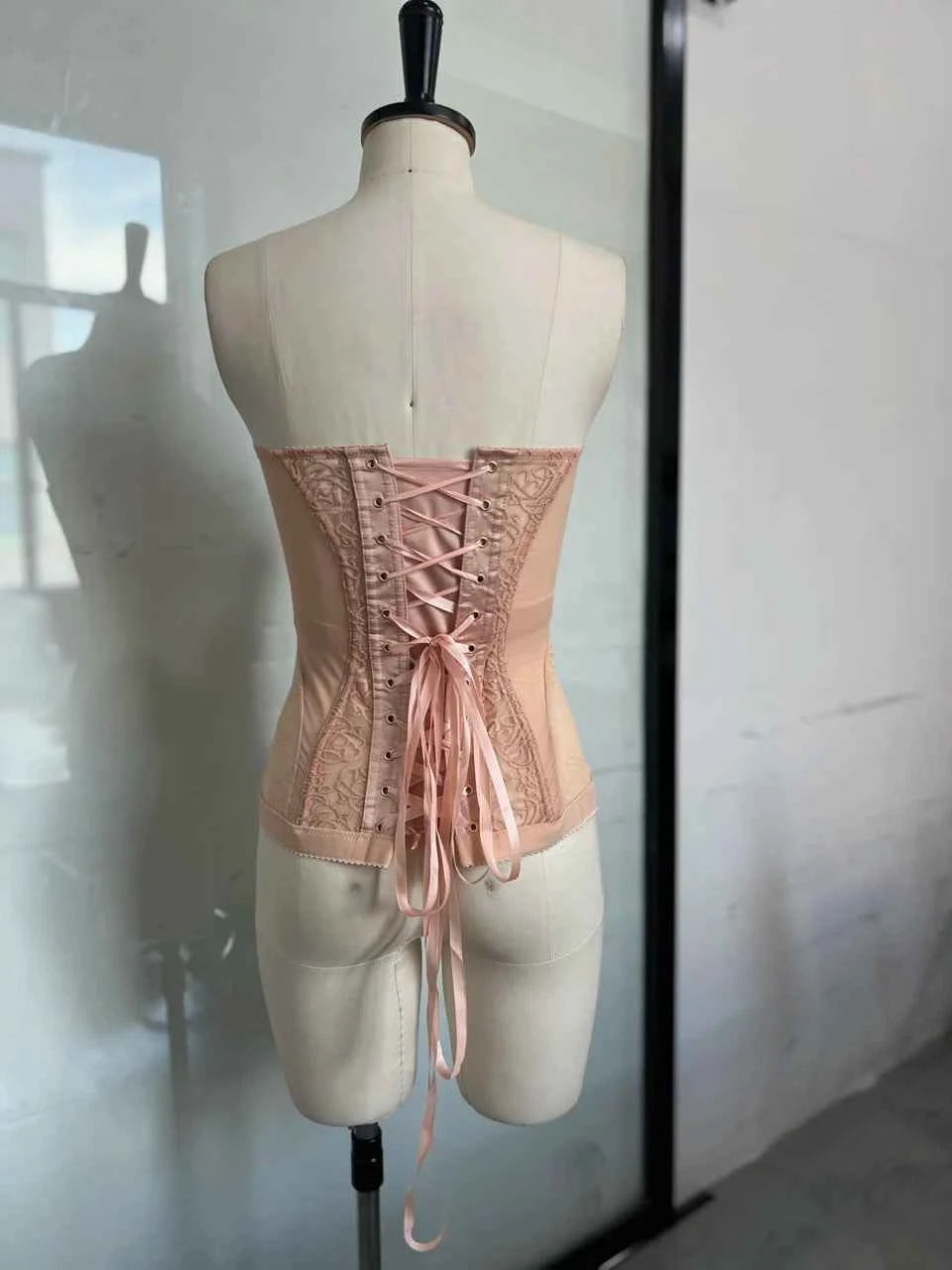 Spicy Girl Sexy Tight Corset Lace Hollow Sleeveless Strapless Top 2025 Summer Fashion Women Street Trendy Vest