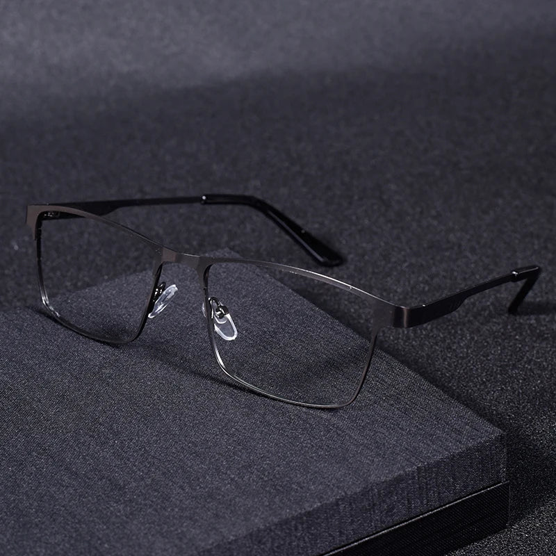 High Quality Stainless steel Reading Glasses Men Women Fashion Presbyopic Eyeglasses Business Hyperopia Anti Blue Light Eyewear1