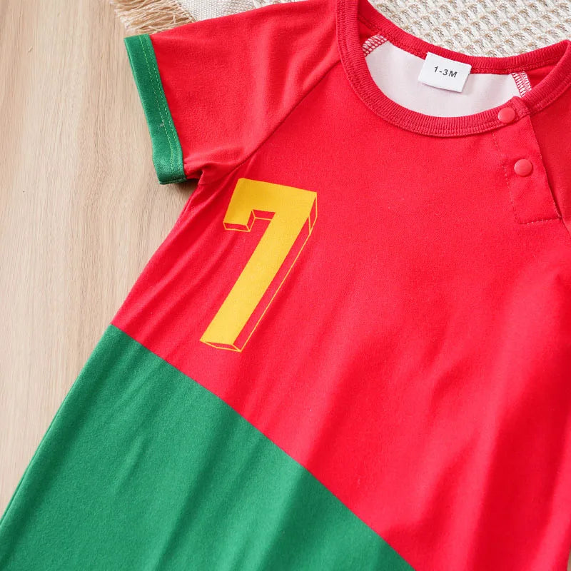 Newborn Baby Clothes Red and green Match colors No.7 Football suit 0 3 6 9 12 Months summer short-sleeved baby jumpsuit