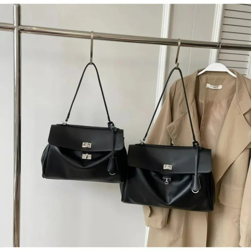 Fashion Large Capaci Platinum Bag Casual Crossbody oulder Bag for Women Faionable Underarm Bag Modern Neutral Sle New Style 2026