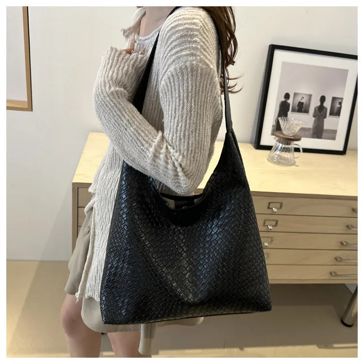 Women's Retro Artificial Leather Woven Pattern Shoulder Bag,Large Capacity Tote Bag,Casual Armpit Bag, Large Tote Bag,Daily Work