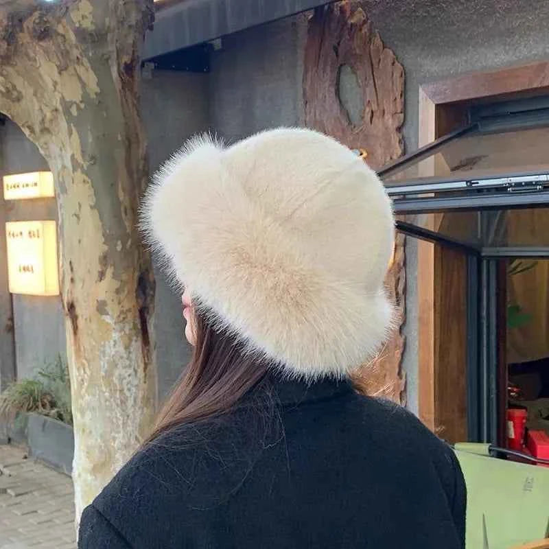 Adding Thick Plush Autumn/winter Hat To Keep Warm for Girl Cold Resistant Ear Protection Hat Curled Fisherman's Winter Hat