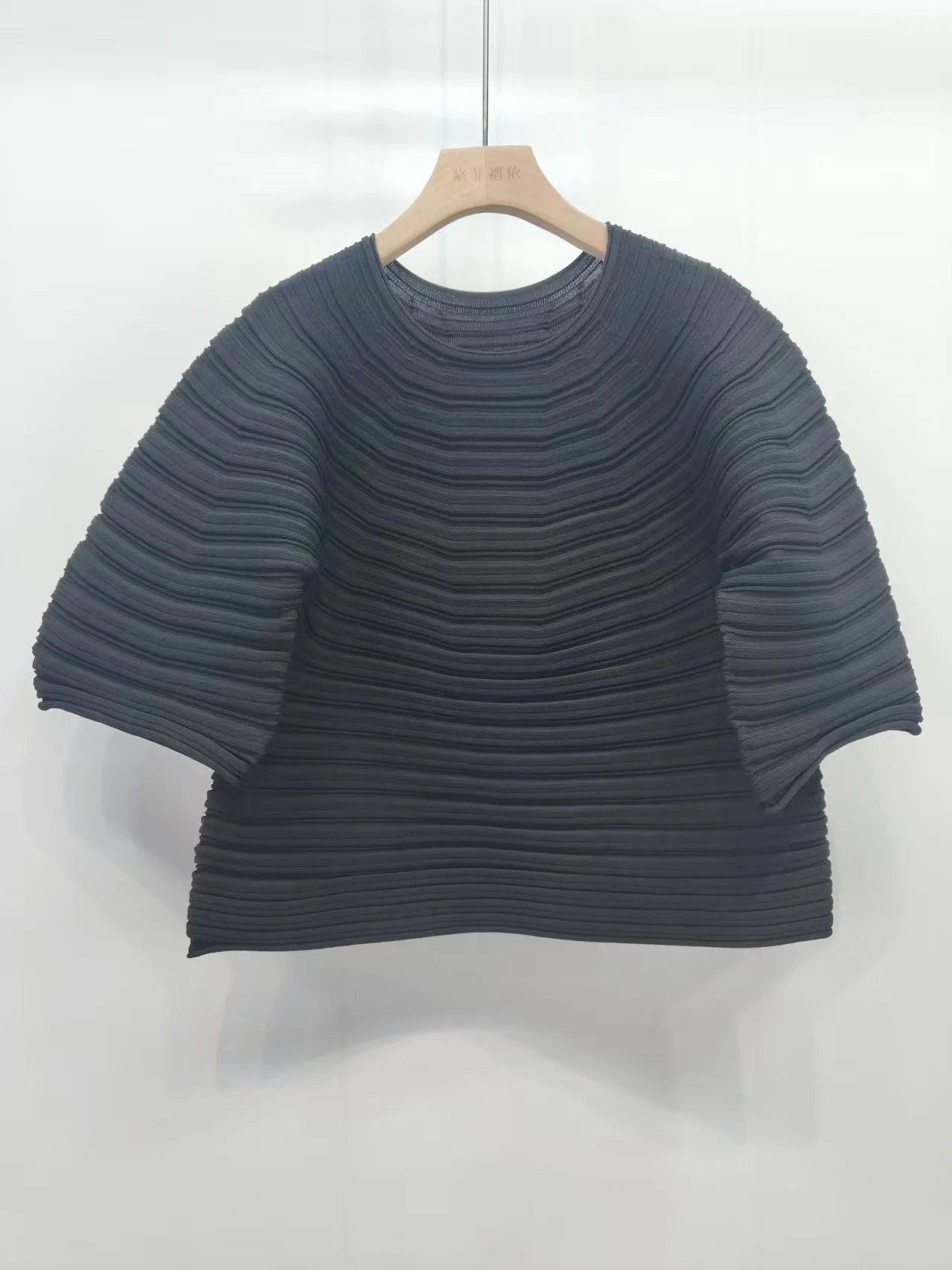 LANMREM Casual Pleated Texture Round Neck Half Sleeve Thick Wome's T-shirt Chic New Knitwear Fashion Pullover Top Chic 2DB5036