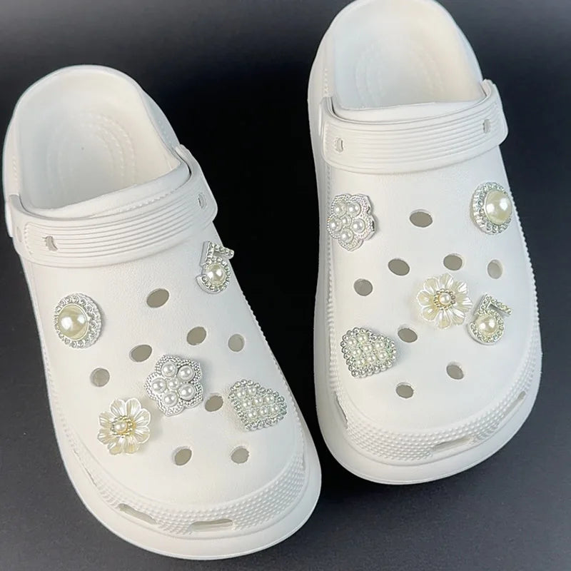 10PCS Fashion Shoe Charms Set Accessories Hole Shoe Buckle Summer Pearl Rhinestone Flower DIY Shoes Decorations for Sandals