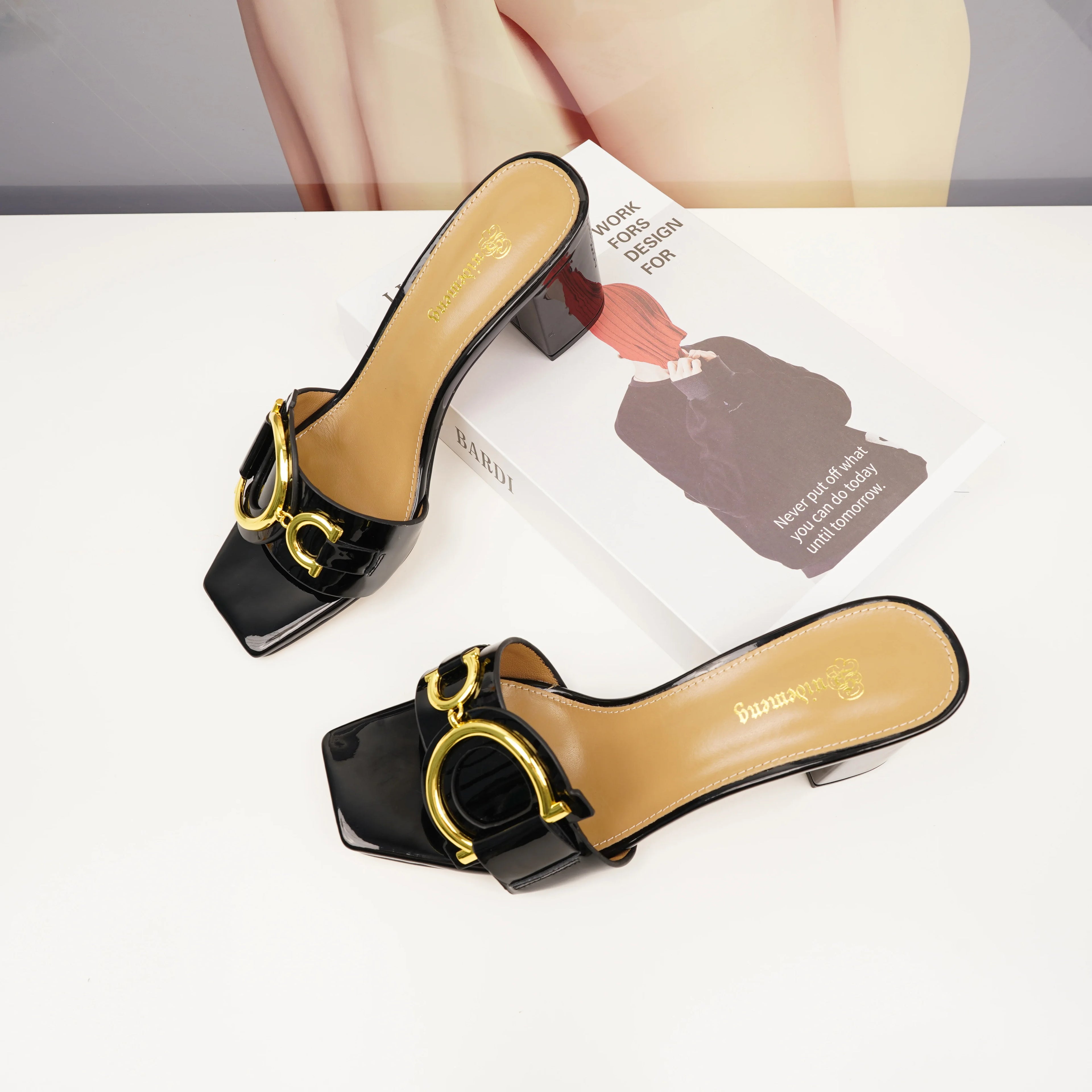 2024 ladies slippers leather open toe fashion ladies high heels luxury party shoes plus size 35-44 outdoor women's shoes