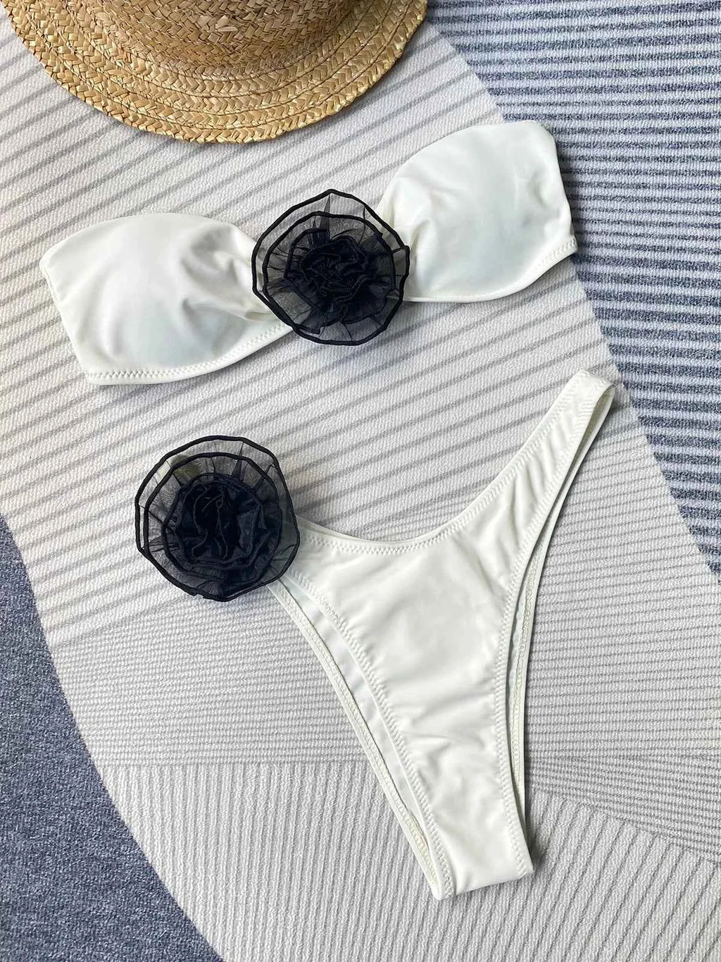 2026 New Sexy White 3D Flower Solid Two Piece Push Up Bikini Set Luxury Swimwear Women Swimsuit Beachwear Summer Bathing Suit