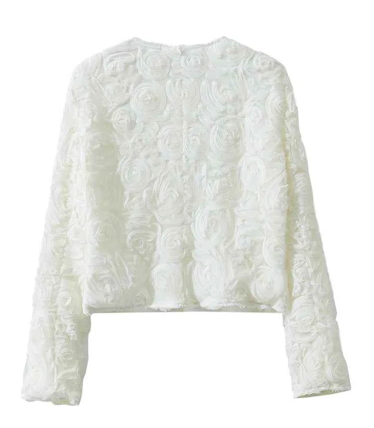 AMII Minimalism Short Jacket Women 2025 Autumn New Elegant Romantic Stereoscopic Flower O-Neck Hook Button Outwear Coat 12521066