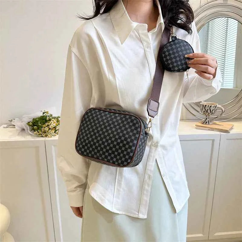 Vintage Pattern Crossbody Bags for Women Shoulder Shell Bag Trend Small Purse and Handbag Luxury Designer Female Square Bag
