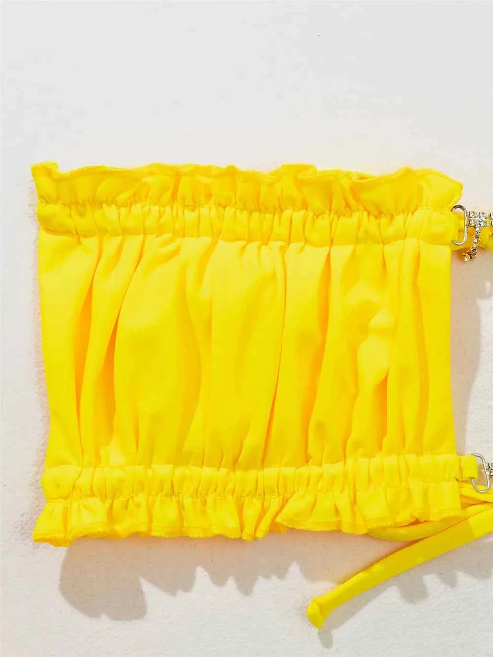 Sexy Rhinestone Chain Micro Thong Bikini Women Swimwear Ruffled Bandeau Swimsuit Knotted Bathing Swimming Suit Bikinis Sets 2026