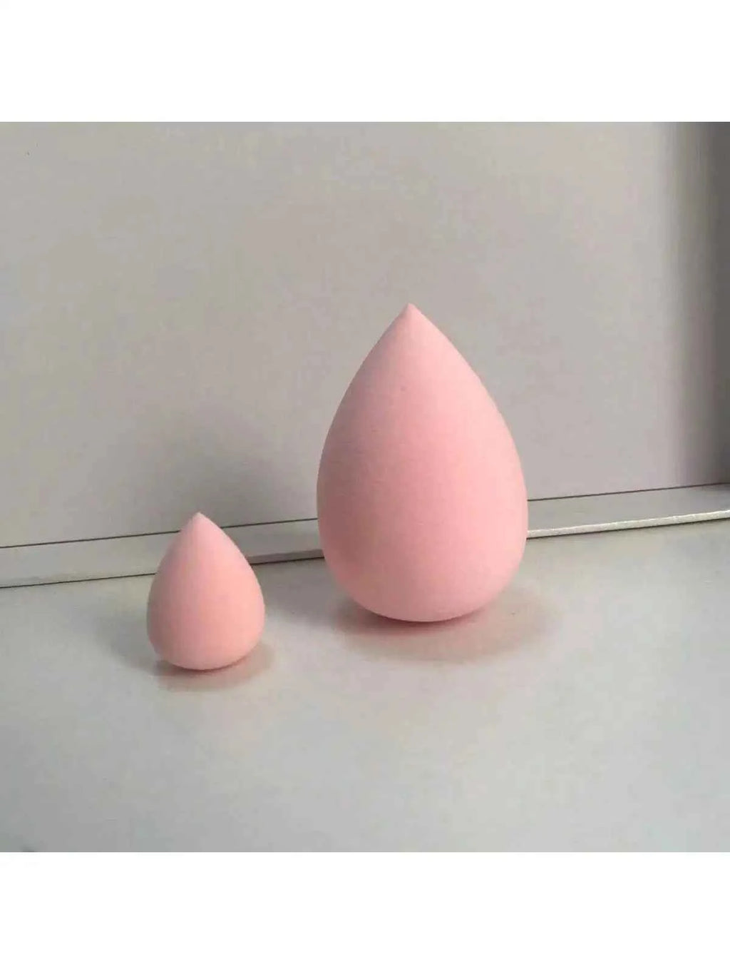 16 PCs Pink Makeup Sponge and Makeup Puff Set Suitable for Face Cream and Powder Concealer Powder Makeup Machine