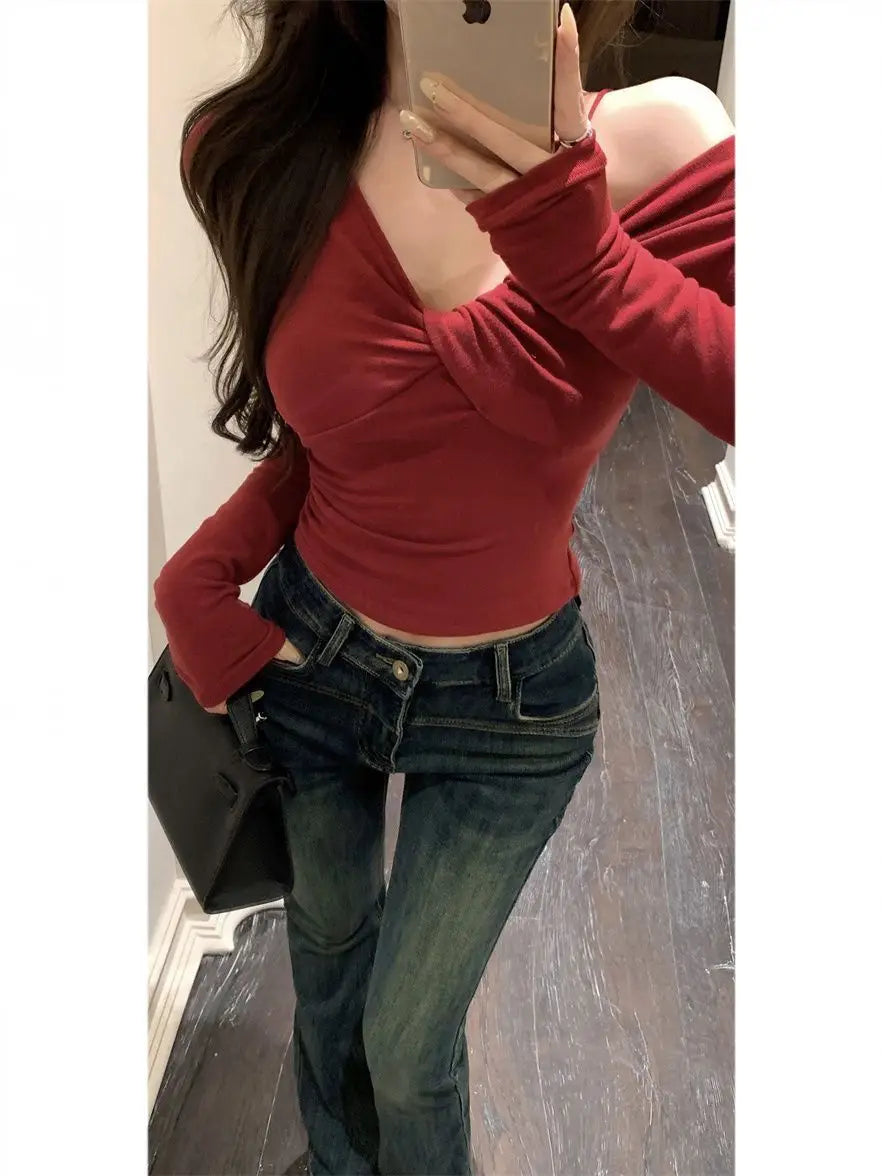 Pure Sexy Hot Girl Sexy Top for Women in Autumn and Winter One-shoulder Irregular Kink Design Base Shirt